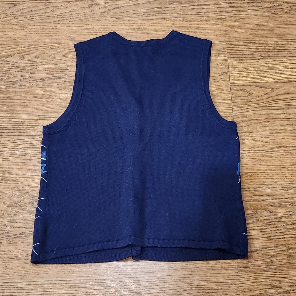 Westbound Women's Blue Vest with Embroidered Nativity Scene Size S - Picture 7 of 7